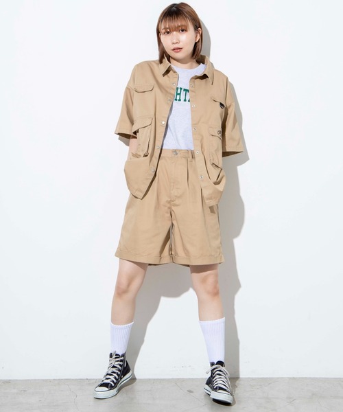 WEGO(ウィゴー)の「WEGO/タックボタンチノショーツ(チノパンツ・レディース・ベージュ・FREE)」の3枚目の写真