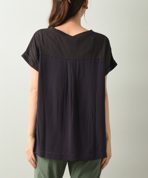 INTERPLANET（インタープラネット）の「ロゴプリントＢＡＣＫ異素材切替ドルマンプルオーバー（Tシャツ/カットソー・レディース・チャコールグレー/オフホワイト/グレイッシュブルー・FREE）」の8枚目の写真