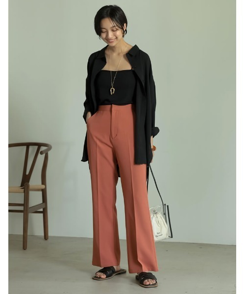 Re:EDIT(リエディ)の「マットサテンオーバーサイズシャツ(シャツ/ブラウス・レディース・ブラック/グレイッシュベージュ/パープル・LARGE/MEDIUM)」の4枚目の写真