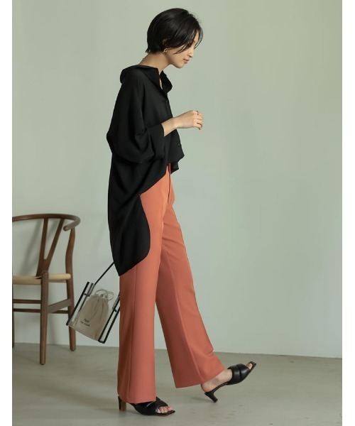 Re:EDIT(リエディ)の「マットサテンオーバーサイズシャツ(シャツ/ブラウス・レディース・ブラック/グレイッシュベージュ/パープル・LARGE/MEDIUM)」の9枚目の写真