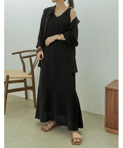 Re:EDIT(リエディ)の「マットサテンオーバーサイズシャツ(シャツ/ブラウス・レディース・ブラック/グレイッシュベージュ/パープル・LARGE/MEDIUM)」の13枚目の写真