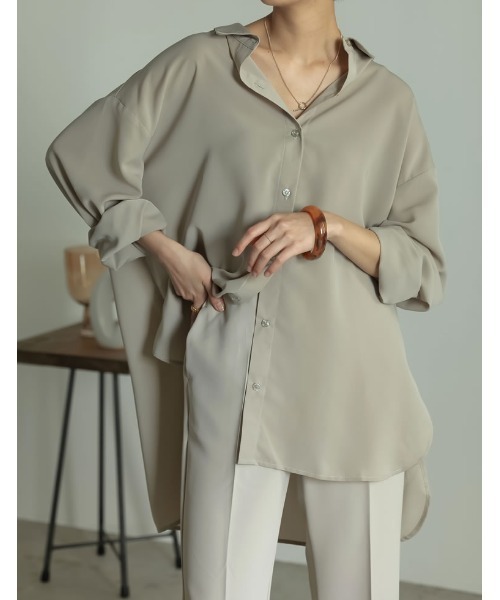 Re:EDIT(リエディ)の「マットサテンオーバーサイズシャツ(シャツ/ブラウス・レディース・ブラック/グレイッシュベージュ/パープル・LARGE/MEDIUM)」の20枚目の写真