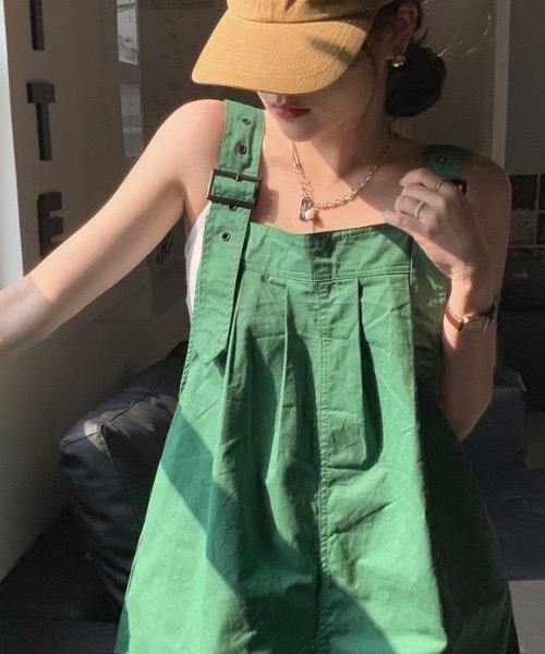 KOR（ケーオーアール）の「ミニ丈サロペット（サロペット/オーバーオール・レディース・ブラウン/グリーン・FREE）」の5枚目の写真