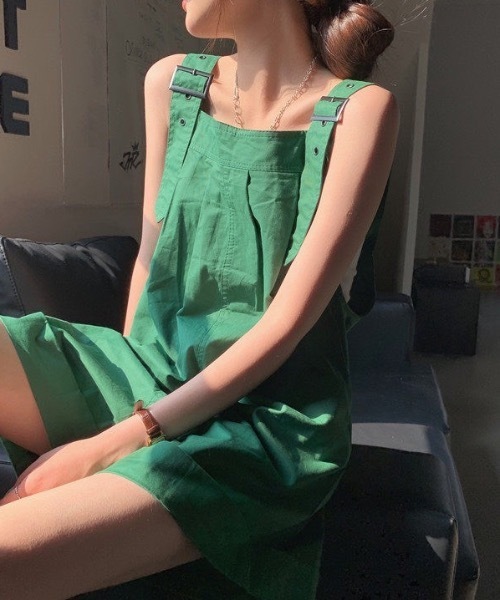 KOR（ケーオーアール）の「ミニ丈サロペット（サロペット/オーバーオール・レディース・ブラウン/グリーン・FREE）」の6枚目の写真