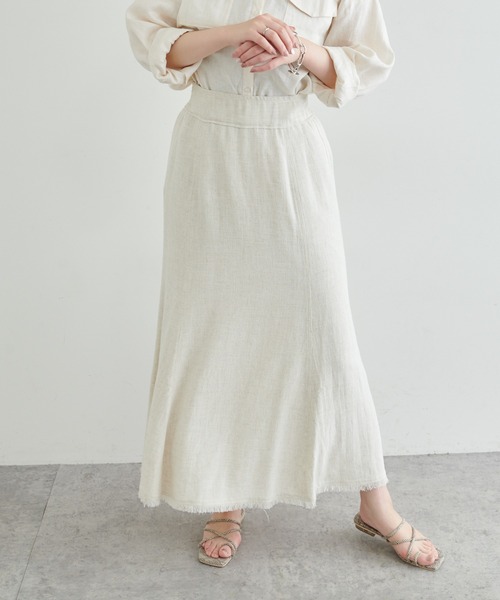 natural couture(ナチュラルクチュール)の「長さ変えられる麻混フリンジスカート(スカート・レディース・イエロー/アイボリー/ブラック/レッド・FREE)」の6枚目の写真