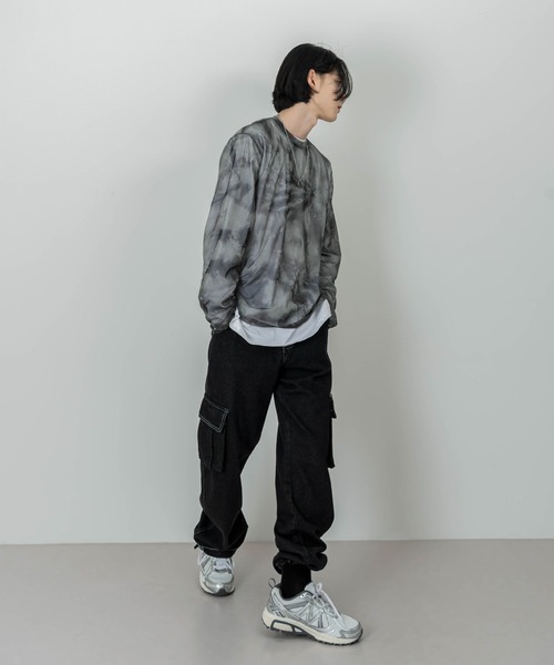 FOLLOWIN(フォロウィン)の「【UNISEX】ハイウエストワイドカーゴバックベンディングカーゴパンツ(カーゴパンツ・メンズ・ブラック/ブルー・MEDIUM/LARGE)」の11枚目の写真