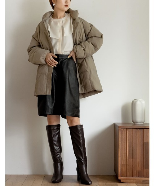 Re:EDIT（リエディ）の「エコレザーショートパンツ（その他パンツ・レディース・アイボリー/ブラック/ブラウン/カーキ・LARGE/SHORT/MEDIUM）」の7枚目の写真