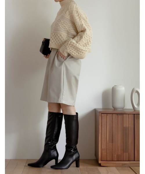 Re:EDIT（リエディ）の「エコレザーショートパンツ（その他パンツ・レディース・アイボリー/ブラック/ブラウン/カーキ・LARGE/SHORT/MEDIUM）」の10枚目の写真