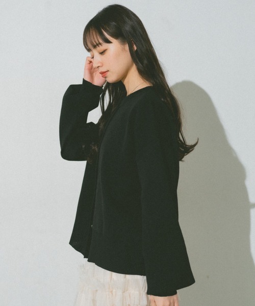 VANNIE U（ヴァニーユー）の「リングスナップニットブルゾン（カーディガン/ボレロ・レディース・ベージュ/レッド/イエロー/グリーン/アイボリー/ピンク/ライトパープル/ブラック・FREE）」の11枚目の写真