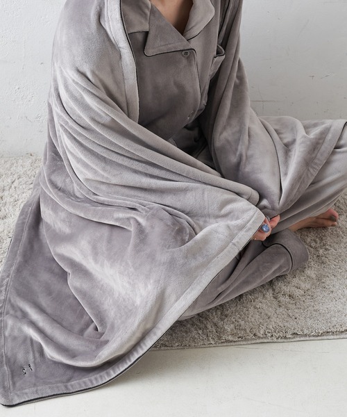 TERRITOIRE（テリトワール）の「LADIES "しあわせ"ベロアパジャマ　上下セット（ルームウェア/パジャマ・レディース・ネイビー/ブラウン/グレー/ピンク/アイボリー・MEDIUM/LARGE）」の13枚目の写真