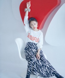 vis-`a-vis | 【WEB限定】ゆったりサイズが今の気分。ビックサイズプリントロゴロングTシャツ(Tシャツ/カットソー)