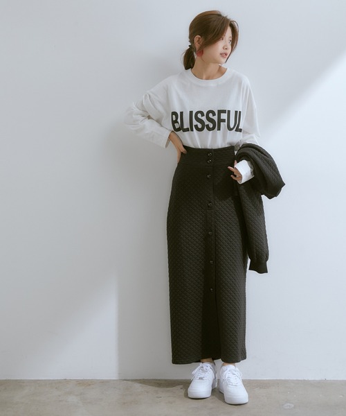vis-`a-vis(ビサビ)の「【WEB限定】ゆったりサイズが今の気分。ビックサイズプリントロゴロングTシャツ(Tシャツ/カットソー・レディース・ホワイト/ブラック/ホワイト系その他・FREE)」の8枚目の写真