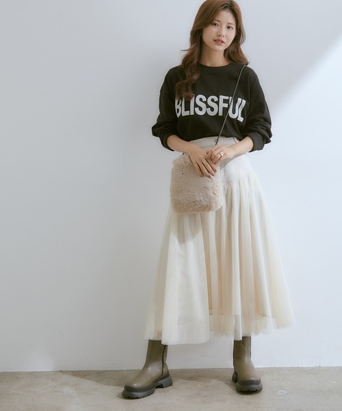 vis-`a-vis(ビサビ)の「【WEB限定】ゆったりサイズが今の気分。ビックサイズプリントロゴロングTシャツ(Tシャツ/カットソー・レディース・ホワイト/ブラック/ホワイト系その他・FREE)」の6枚目の写真