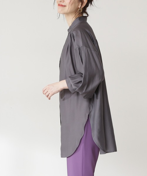 N.（N. Natural Beauty Basic）（エヌエヌナチュラルビューティーベーシック）の「◆フロントタブチュニックシャツ（シャツ/ブラウス・レディース・オフホワイト/グレー/パープル・MEDIUM）」の5枚目の写真