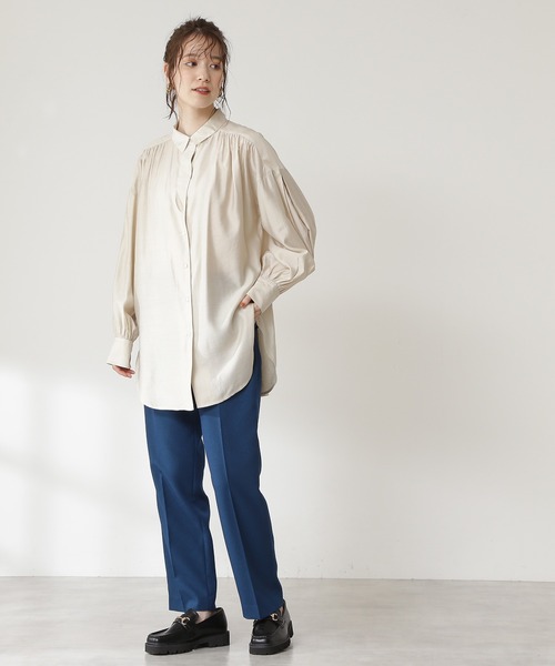 N.（N. Natural Beauty Basic）（エヌエヌナチュラルビューティーベーシック）の「◆フロントタブチュニックシャツ（シャツ/ブラウス・レディース・オフホワイト/グレー/パープル・MEDIUM）」の10枚目の写真