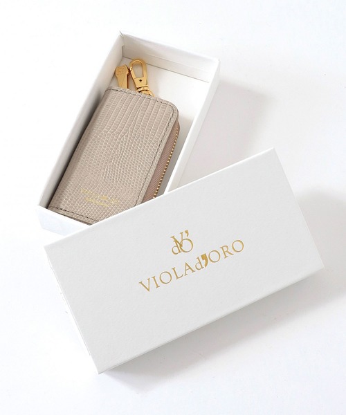 VIOLAd'ORO（ヴィオラドーロ）の「【VIOLAd’ ORO / ヴィオラドーロ 】リザード調・牛革キーケース　V1383（キーケース/キーアクセサリー・レディース・アイボリー/ブラック/ブルーグレー/アッシュブラウン/グリーン/フレッシュイエロー/ラベンダー/オレンジ/グレイッシュベージュ/ライトグリーン/ダークグレー・FREE）」の6枚目の写真
