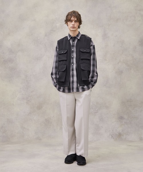 PUBLIC TOKYO（パブリックトウキョウ）の「ポリカルゼベスト（ベスト・メンズ・ブラック/ベージュ・1/2）」の10枚目の写真