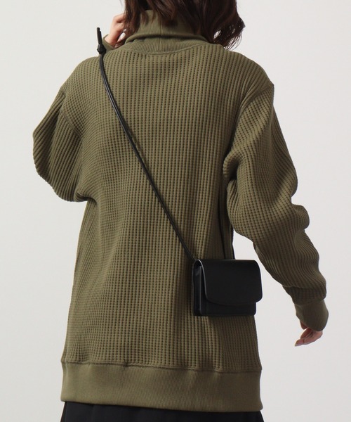 JEMORGAN(ジェーイーモーガン)の「JEMORGAN ビッグワッフルタートルネックTee(ニット/セーター・レディース・杢グレー/ベージュ/ブラック/オフホワイト/ネイビー/チャコール/カーキ/モカ/オートミール・L/M/XL/S)」の11枚目の写真