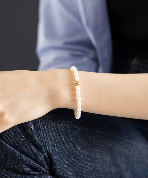 JUICY ROCK（ジューシーロック）の「K14gold-filled 淡水パール＆ビーンズブレスレット（ブレスレット・レディース・ゴールド・ONE SIZE）」の8枚目の写真