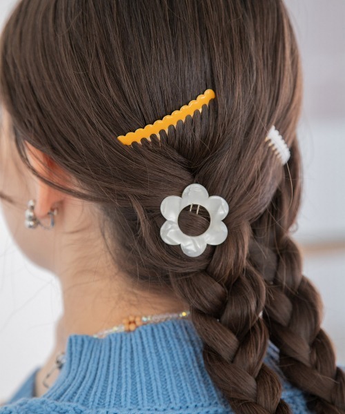 Me%（ミィパーセント）の「スカラップヘアコーム（その他ヘアアクセサリー・レディース・ホワイト/イエロー/グリーン・FREE）」の7枚目の写真