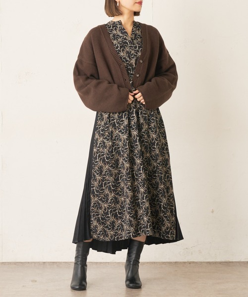 Lui's（ルイス）の「ショートカーディガン（カーディガン/ボレロ・レディース・ブラック/ブラウン/グリーン/ブルー・FREE）」の16枚目の写真