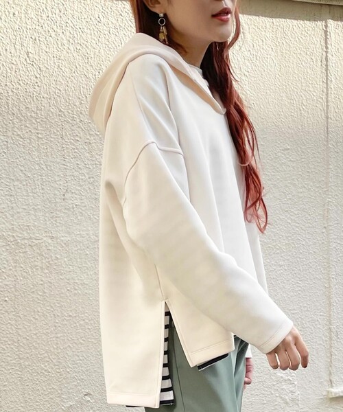 THE SHOP TK （ザ ショップ ティーケー ）の「◆【近藤千尋さん着用】bouo ダンボール素材パーカ（パーカー・レディース・ブラック/パープル/オフホワイト/ライトベージュ/ホワイト系9・11/12/13/14）」の10枚目の写真