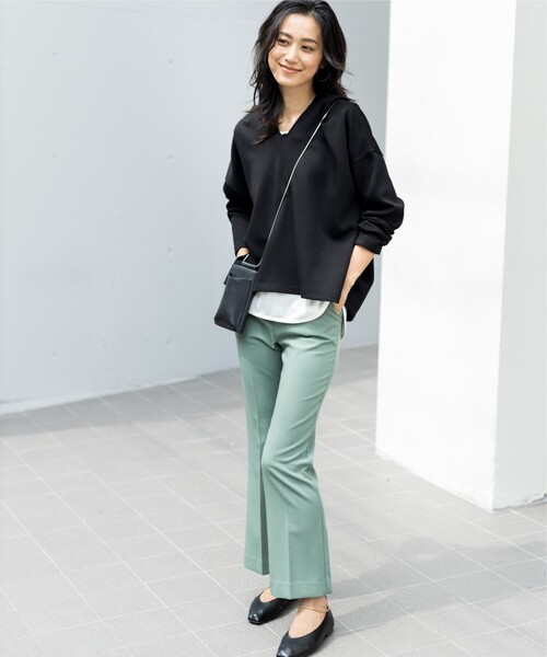 THE SHOP TK （ザ ショップ ティーケー ）の「◆【近藤千尋さん着用】bouo ダンボール素材パーカ（パーカー・レディース・ブラック/パープル/オフホワイト/ライトベージュ/ホワイト系9・11/12/13/14）」の12枚目の写真