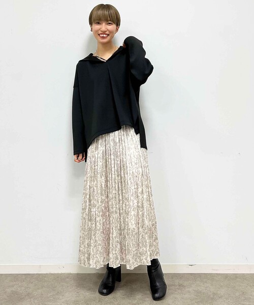 THE SHOP TK （ザ ショップ ティーケー ）の「◆【近藤千尋さん着用】bouo ダンボール素材パーカ（パーカー・レディース・ブラック/パープル/オフホワイト/ライトベージュ/ホワイト系9・11/12/13/14）」の15枚目の写真