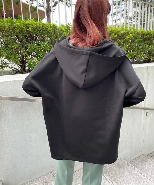 THE SHOP TK （ザ ショップ ティーケー ）の「◆【近藤千尋さん着用】bouo ダンボール素材パーカ（パーカー・レディース・ブラック/パープル/オフホワイト/ライトベージュ/ホワイト系9・11/12/13/14）」の20枚目の写真