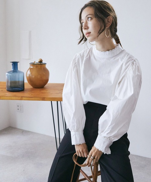 toucher du brise（トゥシェドブリーズ）の「【お出掛けやフォーマルにも】ボリュームリーブ長袖コットンブラウス（シャツ/ブラウス・レディース・ブラック/オフホワイト・M）」の15枚目の写真