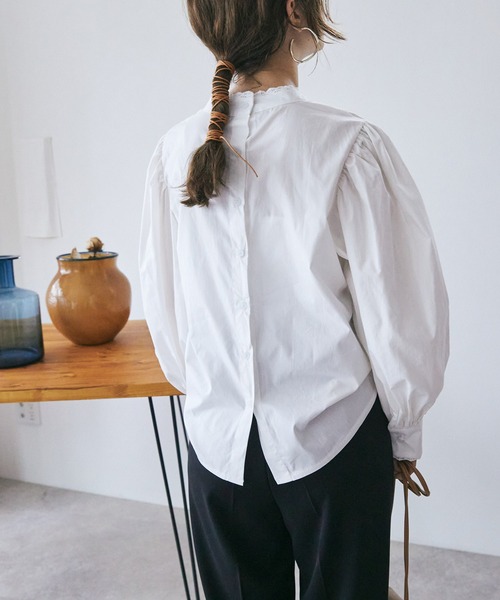 toucher du brise（トゥシェドブリーズ）の「【お出掛けやフォーマルにも】ボリュームリーブ長袖コットンブラウス（シャツ/ブラウス・レディース・ブラック/オフホワイト・M）」の12枚目の写真