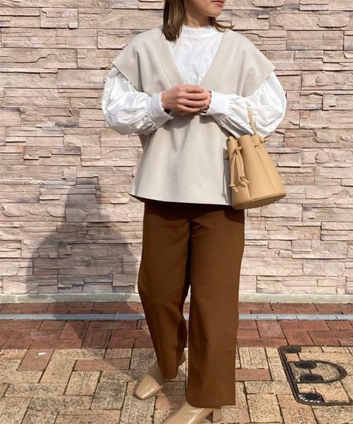 toucher du brise（トゥシェドブリーズ）の「【お出掛けやフォーマルにも】ボリュームリーブ長袖コットンブラウス（シャツ/ブラウス・レディース・ブラック/オフホワイト・M）」の4枚目の写真