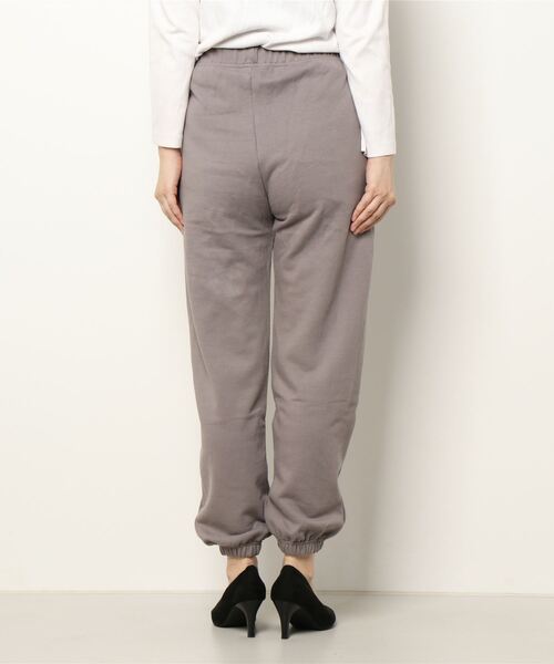 ANAP（アナップ）の「【オンライン限定アイテム】裏毛ジョガーパンツ（スウェットパンツ・レディース・ブラック/ブラウン/カーキ/オレンジ/グレイッシュベージュ・FREE）」の6枚目の写真