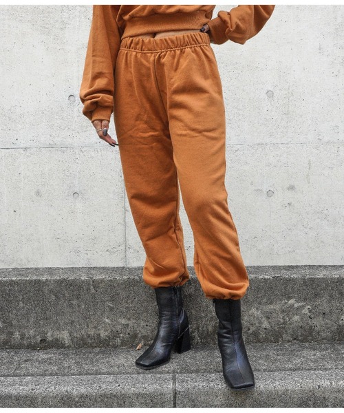 ANAP（アナップ）の「【オンライン限定アイテム】裏毛ジョガーパンツ（スウェットパンツ・レディース・ブラック/ブラウン/カーキ/オレンジ/グレイッシュベージュ・FREE）」の17枚目の写真