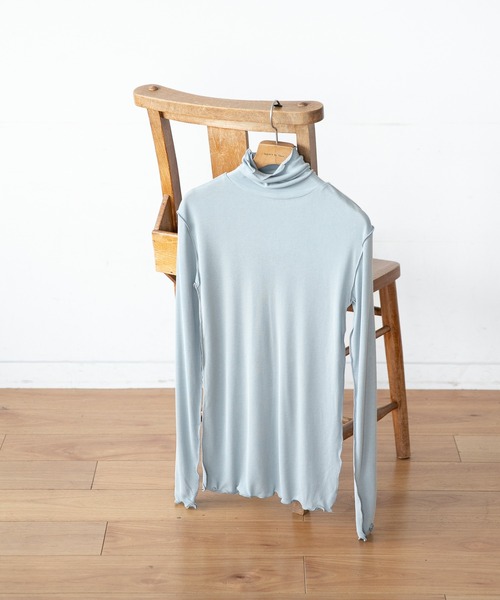 A part by(アパートバイ)の「RyPoメロータートル 257088(Tシャツ/カットソー・レディース・アイボリー/ブラック/グレー系その他2/ライトベージュ/ライトブルー/オフホワイト/マスタード/ホワイト系その他6・FREE)」の7枚目の写真