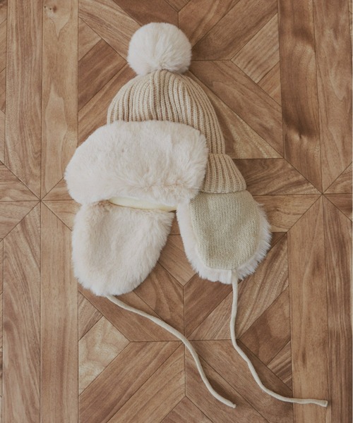 MERLOT（メルロー）の「ぽんぽんニットフライトキャップ（キャップ・レディース・ブラック/グレー/ナチュラル・FREE）」の14枚目の写真