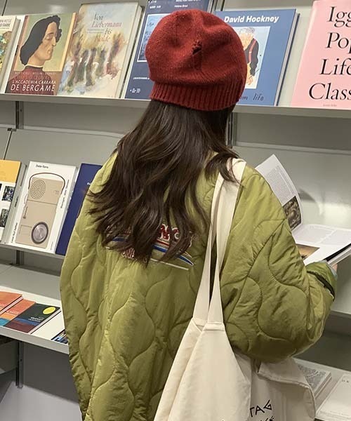 MASONPRINCE(メイソンプリンス)の「【MASONPRINCE】Oversized quilted back logo nylon jacket MF4017(ダウンジャケット/コート・メンズ・グリーン/ブラック/アイボリー/ライトブルー・S/L/M)」の17枚目の写真