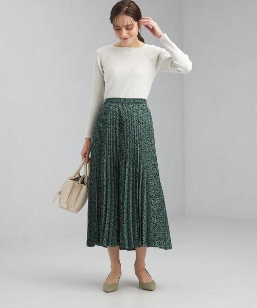 green label relaxing（グリーンレーベルリラクシング）の「プリーツ