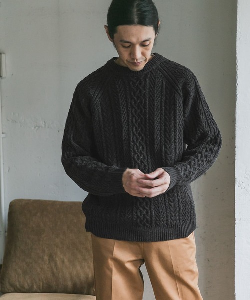 URBAN RESEARCH DOORS（アーバンリサーチドアーズ）の「アラン編みクルーネックニット（ニット/セーター・メンズ・チャコールグレー/オフホワイト/ナチュラル/ブルー系その他・40/38）」の16枚目の写真