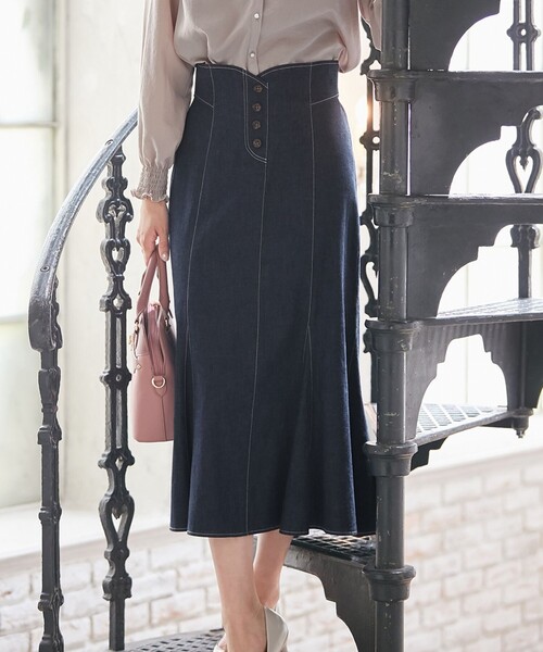 ANY SIS(エニィスィス)の「【美人百花9月号掲載】レディモードデニム スカート(デニムスカート・レディース・ベージュ系/ネイビー系・2/1/3)」の1枚目の写真