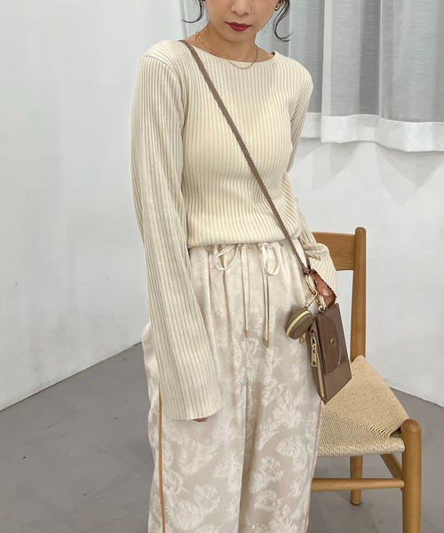 CAPRICIEUX LE'MAGE（カプリシューレマージュ）の「スリットスリーブリブプルオーバー（ニット/セーター・レディース・ブラック/グレー/アイボリー・FREE）」の7枚目の写真