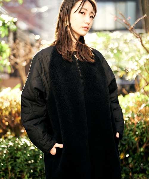 HERENCIA(ヘレンチア)の「ボア × キルティング ドッキング ノーカラー コート(ノーカラーコート・レディース・ブラック/ベージュ系その他/オフホワイト/モカ・MEDIUM)」の6枚目の写真