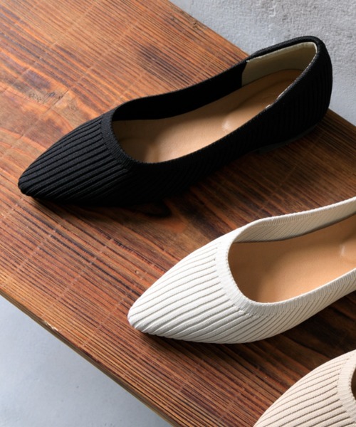 Noubel Voug Relax(ヌーベルヴォーグリラックス)の「ポインテッドトゥ ローヒール ニット パンプス(パンプス・レディース・ブラック/ベージュ/アイボリー/マスタード・S/M/L/LL)」の18枚目の写真