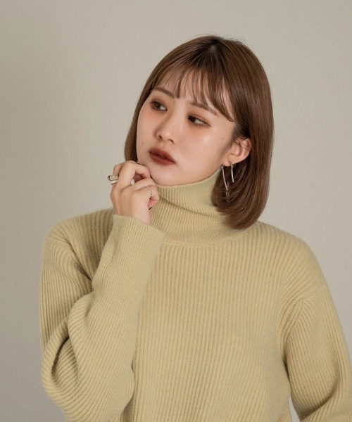 Amiur（エミレ）の「high neck rib knit（ニット/セーター・レディース・グリーン/ベージュ/アイボリー・FREE）」の8枚目の写真