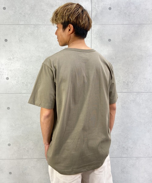 HANES(ヘインズ)の「HANES/ヘインズ ビッグシルエット ポケットTシャツ SST/Tシャツ HM1-V102(Tシャツ/カットソー・メンズ・ベージュ/ブラック・L/XL/M)」の10枚目の写真