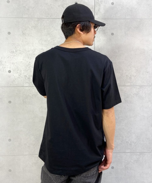 HANES(ヘインズ)の「HANES/ヘインズ ビッグシルエット ポケットTシャツ SST/Tシャツ HM1-V102(Tシャツ/カットソー・メンズ・ベージュ/ブラック・L/XL/M)」の5枚目の写真