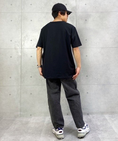 HANES(ヘインズ)の「HANES/ヘインズ ビッグシルエット ポケットTシャツ SST/Tシャツ HM1-V102(Tシャツ/カットソー・メンズ・ベージュ/ブラック・L/XL/M)」の8枚目の写真