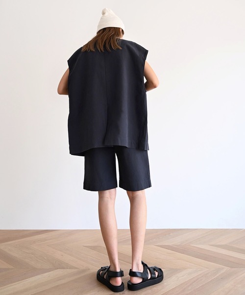 CANAL JEAN（キャナルジーン）の「RCW BLUE LABEL(ブルーレーベル) コットンリネンオーバーベスト（その他アウター・レディース・ネイビー/オフホワイト・38）」の10枚目の写真