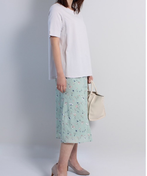 fleur by mint breeze（フルールバイミントブリーズ）の「【M～5L 大きいサイズ】ジョーゼット 花柄 スカート（スカート・レディース・グリーン/ネイビー・L/5L/4L/M/LL/3L）」の17枚目の写真