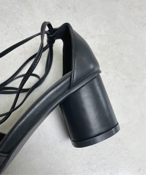 StyleSea(スタイルシー)の「マルチWAYチャンキーヒールレースアップシューズ(パンプス・レディース・ホワイト/ブラック・22.5cm/23cm/23.5cm/24cm/24.5cm/25cm)」の9枚目の写真